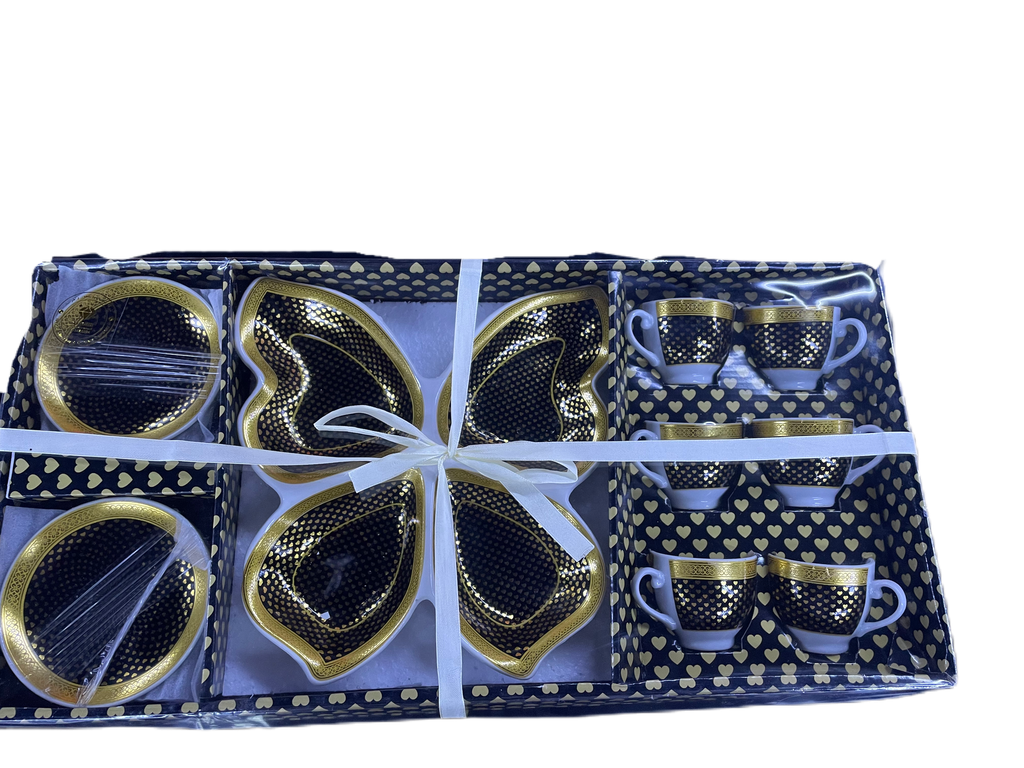 A 4002 الصافي طقم فناجين 6 قطعة + صحون